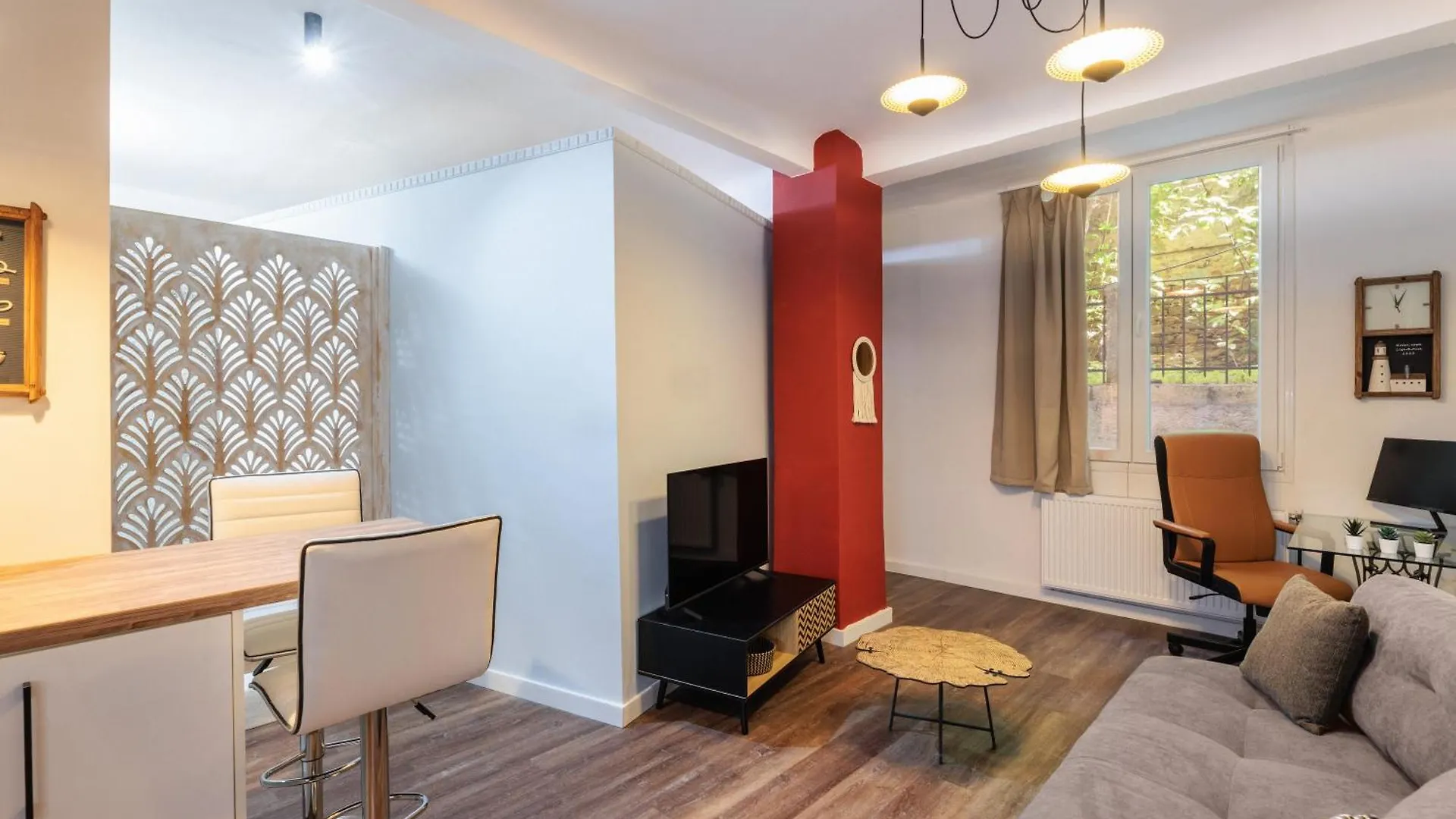 Couple-Inn 2 Quality Hot Tab Suite Thessaloniki Apartment