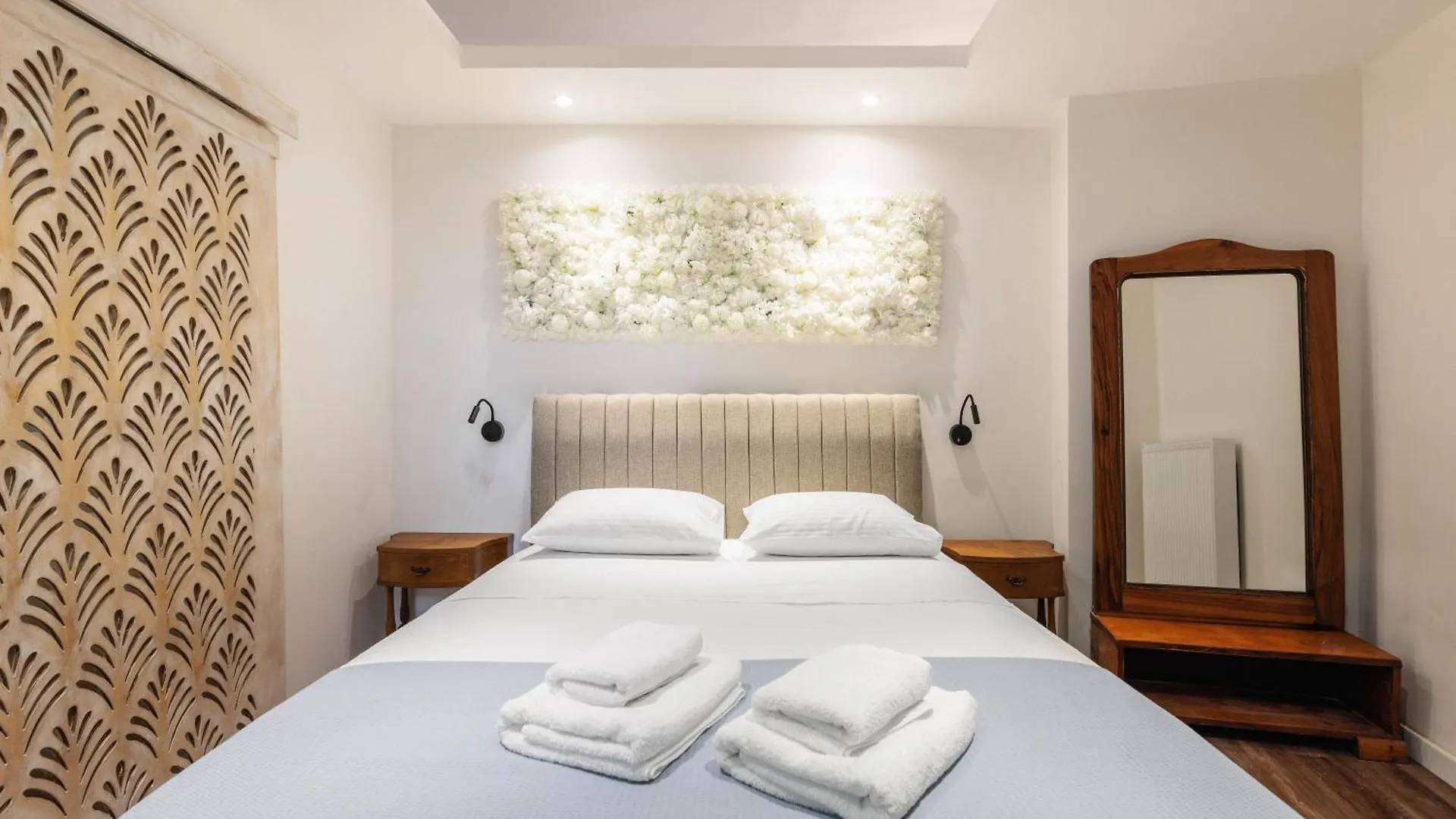 Couple-Inn 2 Quality Hot Tab Suite Thessaloniki Apartment