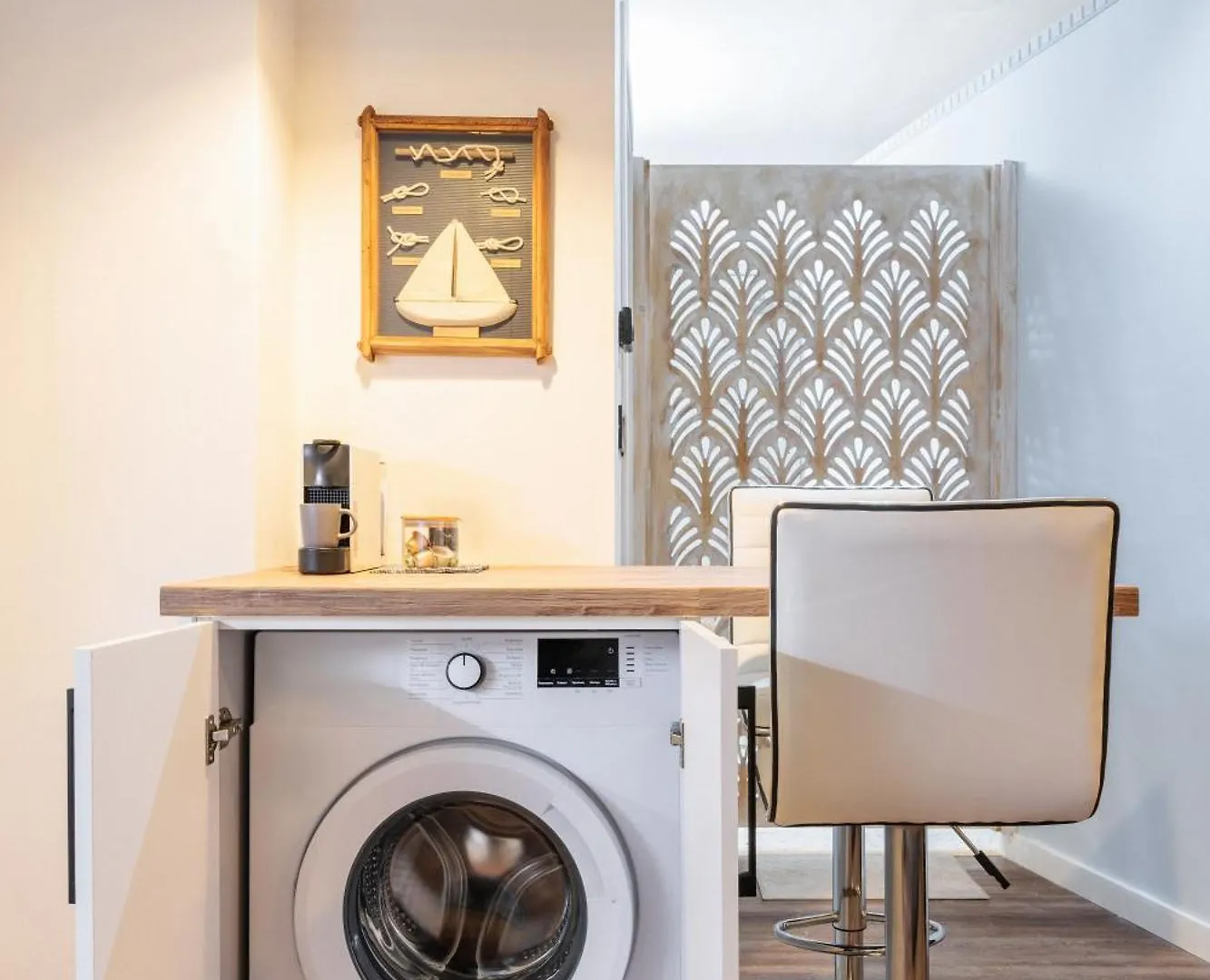 Couple-Inn 2 Quality Hot Tab Suite Thessaloniki Apartment