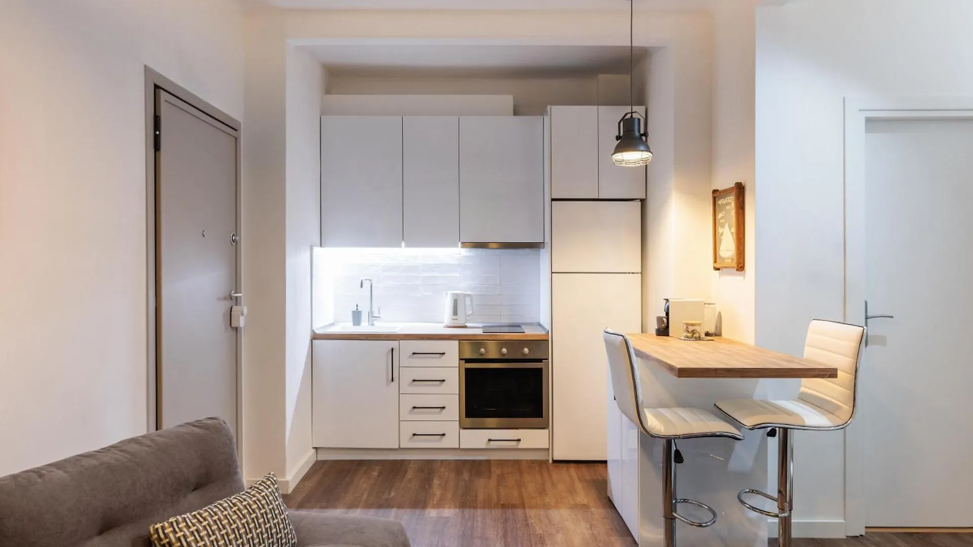 Couple-Inn 2 Quality Hot Tab Suite Thessaloniki